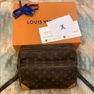 Authentic Louis Vuitton Nile Crossbody